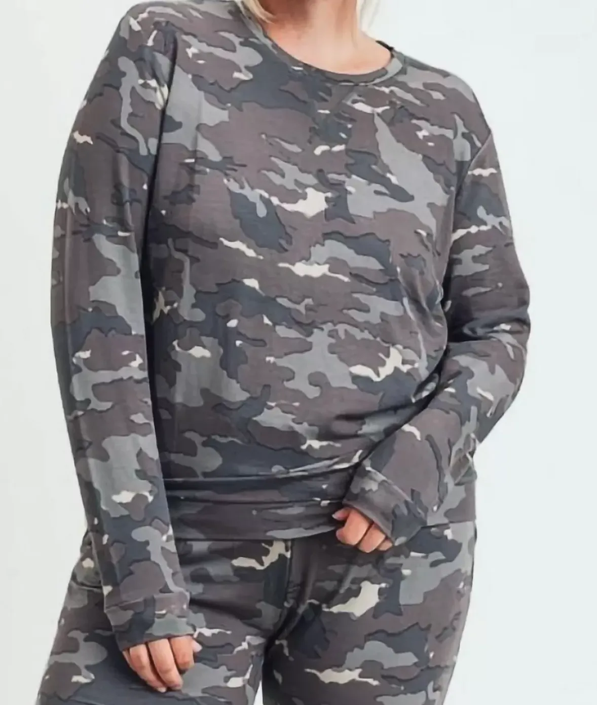 Nayked Apparel Athleisure>Real Women'S Plus Earth Print Pullover/Discontinued Camo