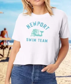Nayked Apparel T-Shirts>Women'S Vintage Graphic Crop T-Shirt | Newport